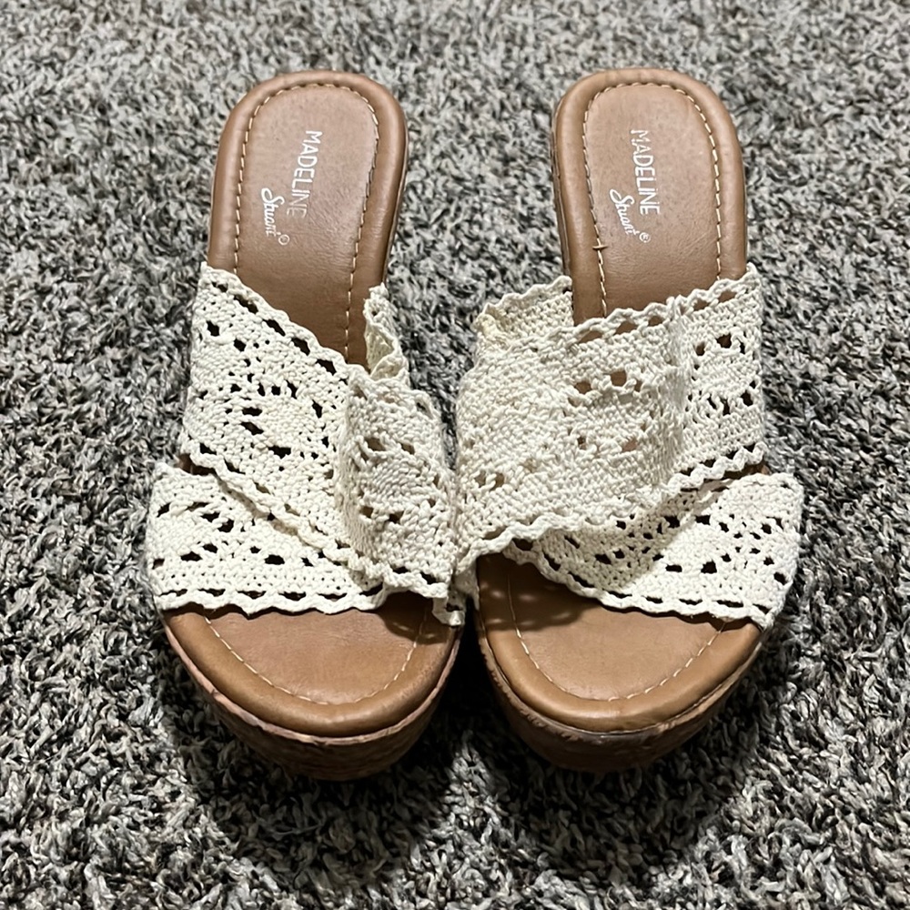 Super cute wedges! Send me offers